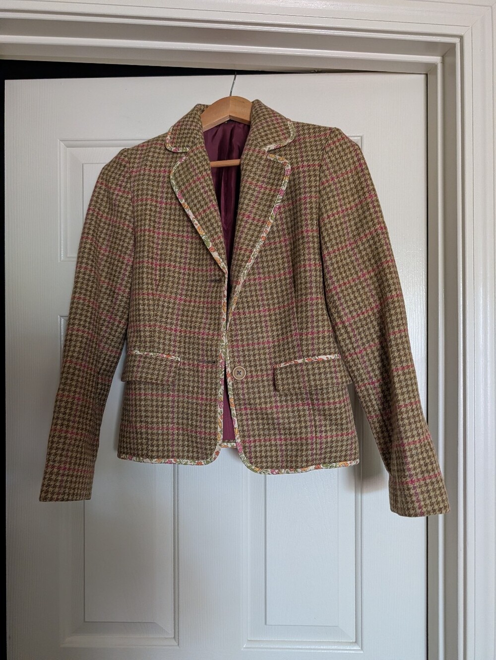 Boden Pink and Olive Houndstooth Blazer